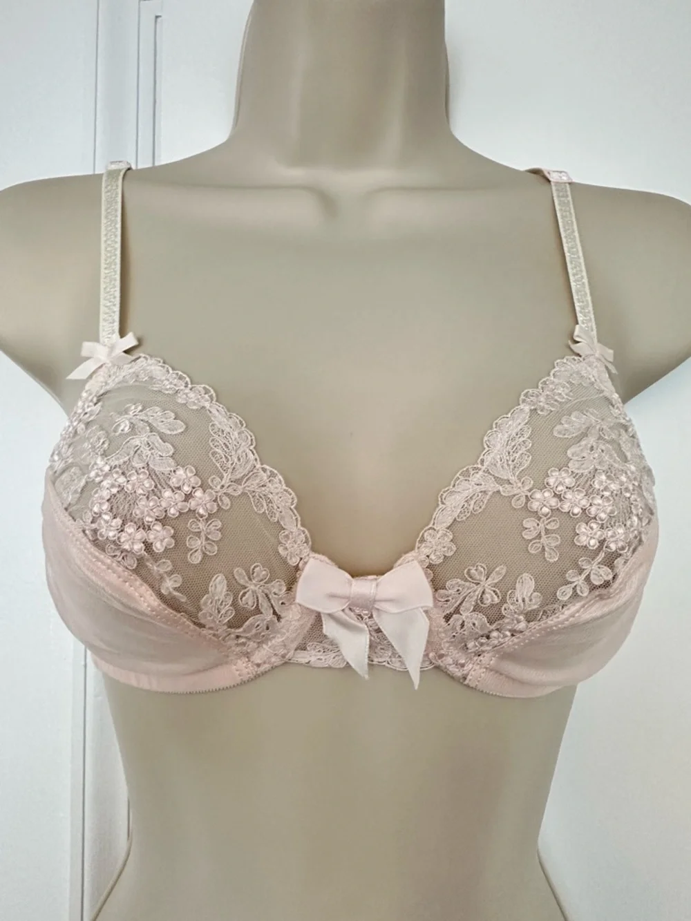 La Perla Vintage Elegant bridal Lace Pink Bra